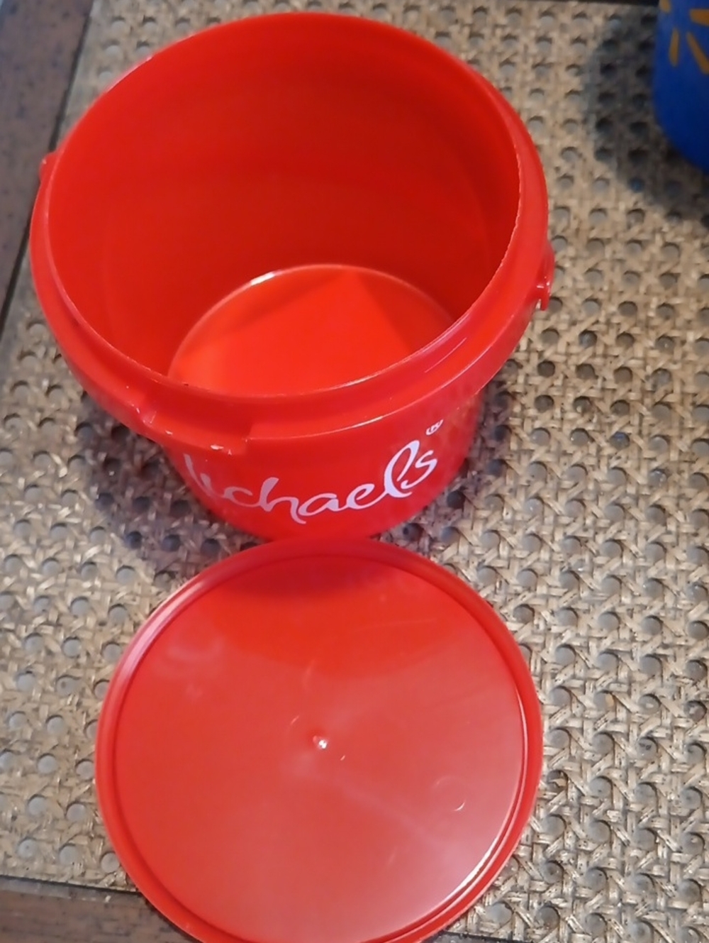 5 Little Bucket 🪣 - Picture 7 of 7